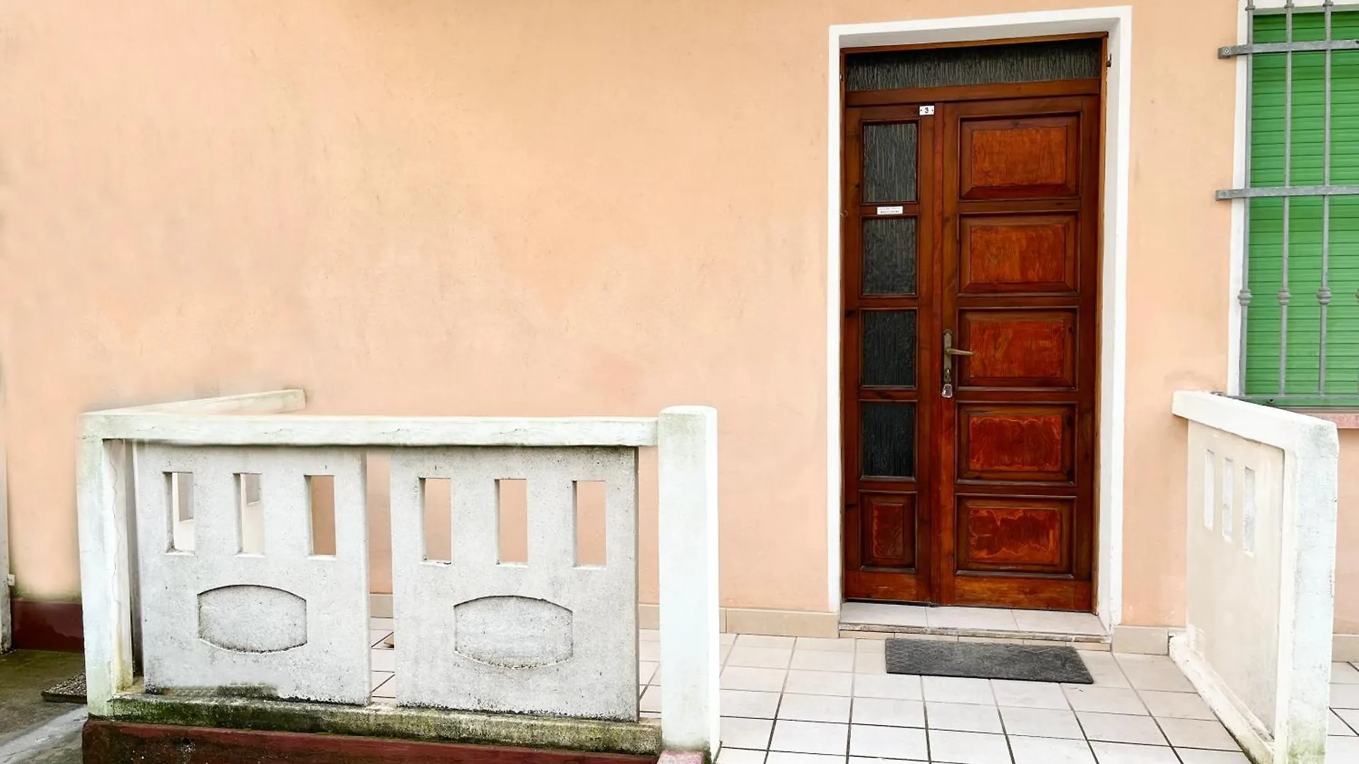 Jes - Solo A Pochi Passi Dal Mare location